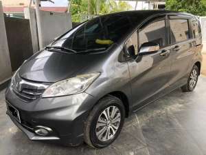 Jual bekas Jual Mobil Freed 2013 140 Jt,lokasi di Banda Aceh Kota