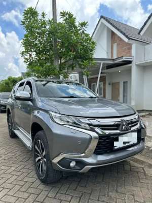 Jual bekas Jual mobil pajero dakkar,lokasi di Makassar Kota
