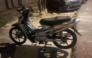 Jual bekas Jual Motor Karisma 125 D Tahun 2004,lokasi di Jakarta Timur