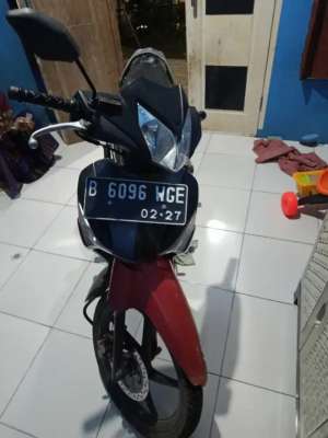 Jual bekas Jual motor simpanan butuh uang,lokasi di Bogor Kota