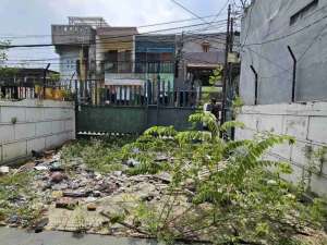 Jual Murah banget Rumah Tua Hitung Tanah di Kramat Senen Jakarta Pusat. lokasi di Jakarta Pusat, tersedia melalui melalui situs Olx