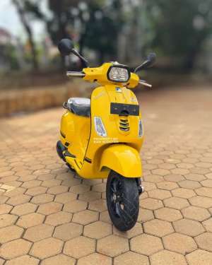 Jual bekas JUAL MURAH VESPA S 125 iGET FACELIFT 2021 MULUS,lokasi di Depok Kota