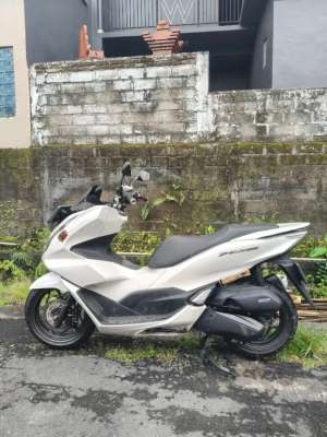 Jual bekas Jual Pcx tahun 2024,lokasi di Denpasar Kota