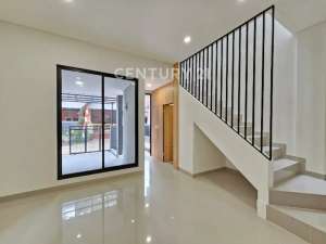 Jual Rugi Rumah Baru Di Medang Lestari Gading Serpong lokasi di Tangerang Kota, tersedia melalui melalui situs Olx