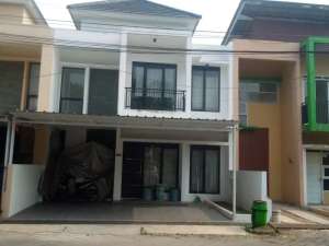 JUAL RUGI Rumah Mewah 5KT Ciwastra Residence - Turun Harga ke 1,05M , tersedia melalui melalui situs Olx