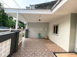 Jual Rumah 1 Lantai Siap Huni Bekasi Griya Asri 1 Sudah Renov lokasi di Bekasi Kab., tersedia melalui melalui situs Olx