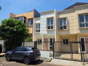 JUAL RUMAH BARU 2 LANTAI SEKTOR 7A GADING SERPONG lokasi di Tangerang Kota, tersedia melalui melalui situs Olx