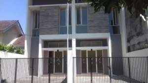 Jual rumah baru 2lt Perum Kota Baru Driyorejo Gresik lokasi di Gresik Kab., tersedia melalui melalui situs Olx