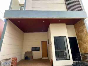 Jual Rumah Baru SIAP HUNI Mewah 2 Lantai Murah Dkt PGC Cililitan Kramat Jati Jakarta Timur lokasi di Jakarta Timur, tersedia melalui melalui situs Olx