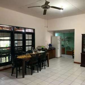 Jual rumah dekat puja mandala nusa dua Jimbaran bawah Bali, jln 10 mtr lokasi di Kab. Badung, tersedia melalui melalui situs Olx