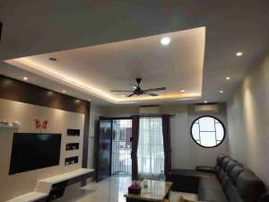 JUAL RUMAH GREENLAKE CITY JAKARTA BARAT TANGERANG DEKAT TOL lokasi di Tangerang Kota, tersedia melalui melalui situs Olx