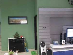 Jual Rumah Hans Regency Manyar lokasi di Surabaya Kota, tersedia melalui melalui situs Olx