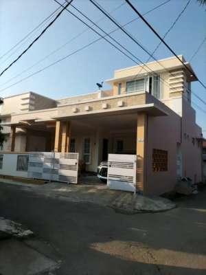 Jual Rumah Hook Baru Purwakarta lokasi di Purwakarta Kab., tersedia melalui melalui situs Olx