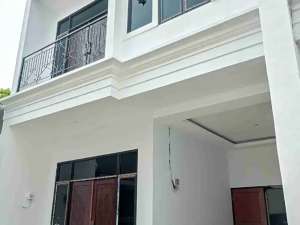 Jual Rumah Jagakarsa Dalam Cluster lokasi di Depok Kota, tersedia melalui melalui situs Olx