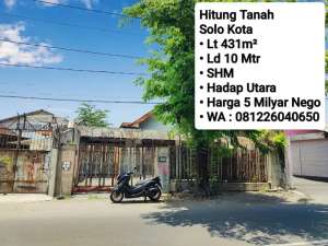 Jual Rumah Lama Hitung Tanah Mangku Jalan Raya Di Solo Kota lokasi di Surakarta Kota, tersedia melalui melalui situs Olx