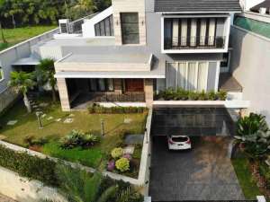 JUAL RUMAH MEWAH DAN TANAH LUAS ADA SWIMMING POOL DI RAFFLES HILLS CIBUBUR lokasi di Bekasi Kota, tersedia melalui melalui situs Olx