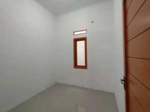 JUAL RUMAH SIAP HUNI DI PERUMAHAN CIKARANG BARU, JABABEKA lokasi di Bekasi Kab., tersedia melalui melalui situs Olx