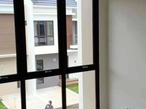 Jual Rumah Summarecon Bekasi Cluster Olive Residence Furnished Dekat Tol 2 KT lokasi di Bekasi Kab., tersedia melalui melalui situs Olx