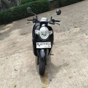 Jual bekas jual scoopy tahun 2018,lokasi di Jakarta Selatan