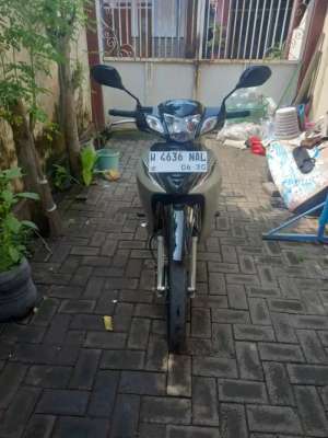 Jual bekas Jual sepeda motor Kharisma 2005,lokasi di  ,Pasuruan Kab.