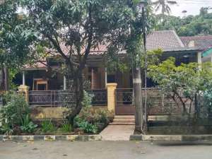 Jual Super Murah rumah Perum Jatijajar, Depan Simpangan Depok lokasi di Depok Kota, tersedia melalui melalui situs Olx