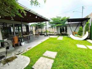 jual tanah bonus Coffeeshop colomadu area cafe dekat fave hotel lokasi di Karanganyar Kab., tersedia melalui melalui situs Olx