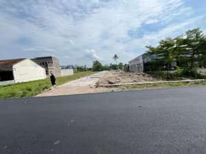 Jual Tanah Jogja Jl. Sri Rahayu Banyuraden Dalam Ringroad lokasi di Sleman Kab., tersedia melalui melalui situs Olx