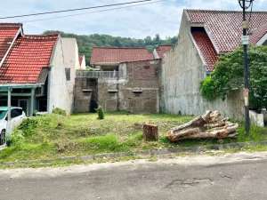 JUAL TANAH PALM HILLS JL LOTUS JINGGA NO 17 CILEGON DENGAN PEMANDANGAN PERBUKITAN YANG TENANG DAN ASRI , SIAP BANGUN lokasi di Cilegon Kota, tersedia melalui melalui situs Olx