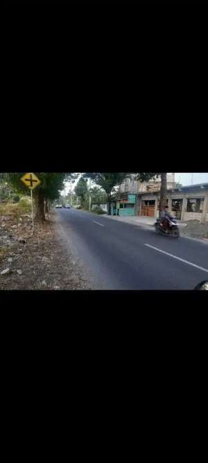 JUAL TANAH PINGGIR ASPAL BARAT STADION SULTAN AGUNG PACAR SEWON BANTUL lokasi di Bantul Kab., tersedia melalui melalui situs Olx