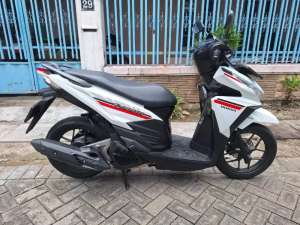 Jual bekas Jual vario 125 2017 plat w gresik kondisi sgt bagus siap modik,lokasi di Surabaya Kota