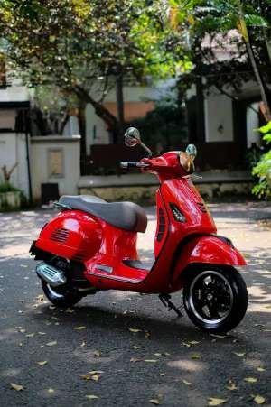 Jual bekas JUAL VESPA MATIC BEKASSECOND GTS 2018 MURAH BERGARANSI,lokasi di Sleman Kab.
