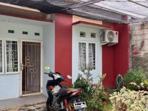 Jual via Take Over Rumah Dekat Stasiun Cilebut. Jual Rugi dan Butuh Cepat. lokasi di Bogor Kota, tersedia melalui melalui situs Olx