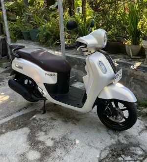 Jual bekas Jual Yamaha Fazzio Lux 2023,lokasi di Klaten Kab.