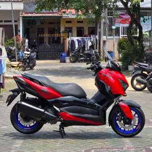 Jual bekas Jual Yamaha Xmax 2022,lokasi di Tangerang Kota