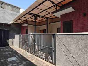 KARANG EMPAT BARU GRESSRumah Onre Gate System Surabaya Timur dekat Kenjeran lokasi di Surabaya Kota, tersedia melalui melalui situs Olx