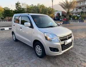 Jual bekas Karimun Wagon R 2017 Low KM 65rb Off 2x,lokasi di Demak Kab.