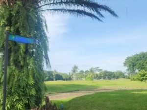Kavling Depan Jalan Boulevard dekat Golf Suvarna Sutera lokasi di Tangerang Kab., tersedia melalui melalui situs Olx