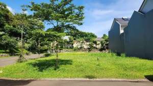 Kavling hoek dekat ke Club House di Sutra Victoria - Alam Sutra lokasi di Tangerang Kota, tersedia melalui melalui situs Olx