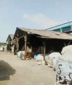 Kavling pabrik gudang Kapuk Peternakan luas 2960 m ,akses kontainer lokasi di Jakarta Barat, tersedia melalui melalui situs Olx