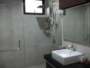 Kebayoran Bintaro Jaya luas 204 Harga Dibawah pasar Very Hot Sale lokasi di Tangerang Selatan Kota, tersedia melalui melalui situs Olx