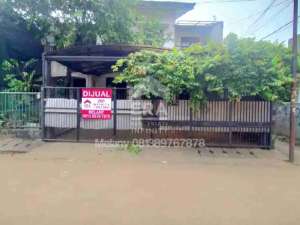 Kebayoran Lama Dekat Permata Hijau Bangunan Lama Terawat lokasi di Jakarta Selatan, tersedia melalui melalui situs Olx