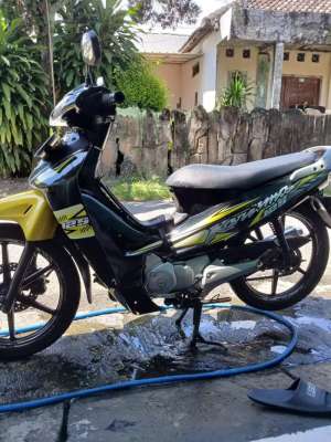 Jual bekas Kharisma 125 2004,lokasi di Bantul Kab.
