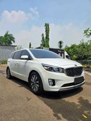 Jual bekas Kia Grand Sedona 2017 AT Bensin Sunroof Dp Murah,lokasi di Jakarta Pusat