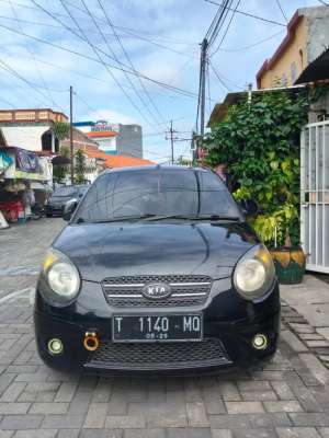 Jual bekas Kia Picanto Cosmo CBUImport langsung dari Korea,lokasi di Surabaya Kota