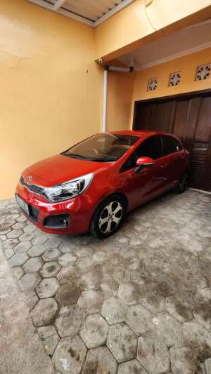 Jual bekas Kia Rio 2014 Bensin,lokasi di Surakarta Kota