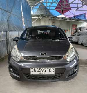 Jual bekas Kia Rio Automatic,lokasi di Banjarmasin Kota