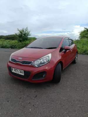 Jual bekas KIA Rio SE 1.4 Automatic 2014,lokasi di Jakarta Timur