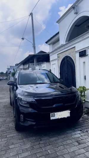 Jual bekas Kia Seltos EXP 2022,lokasi di Surakarta Kota