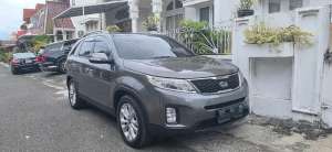 Jual bekas kia sorento diesel abu-abu,lokasi di Padang Kota