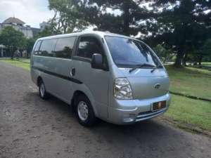 Jual bekas Kia Travello 2700 diesel tahun 2012 travelo trapelo,lokasi di Tangerang Selatan Kota